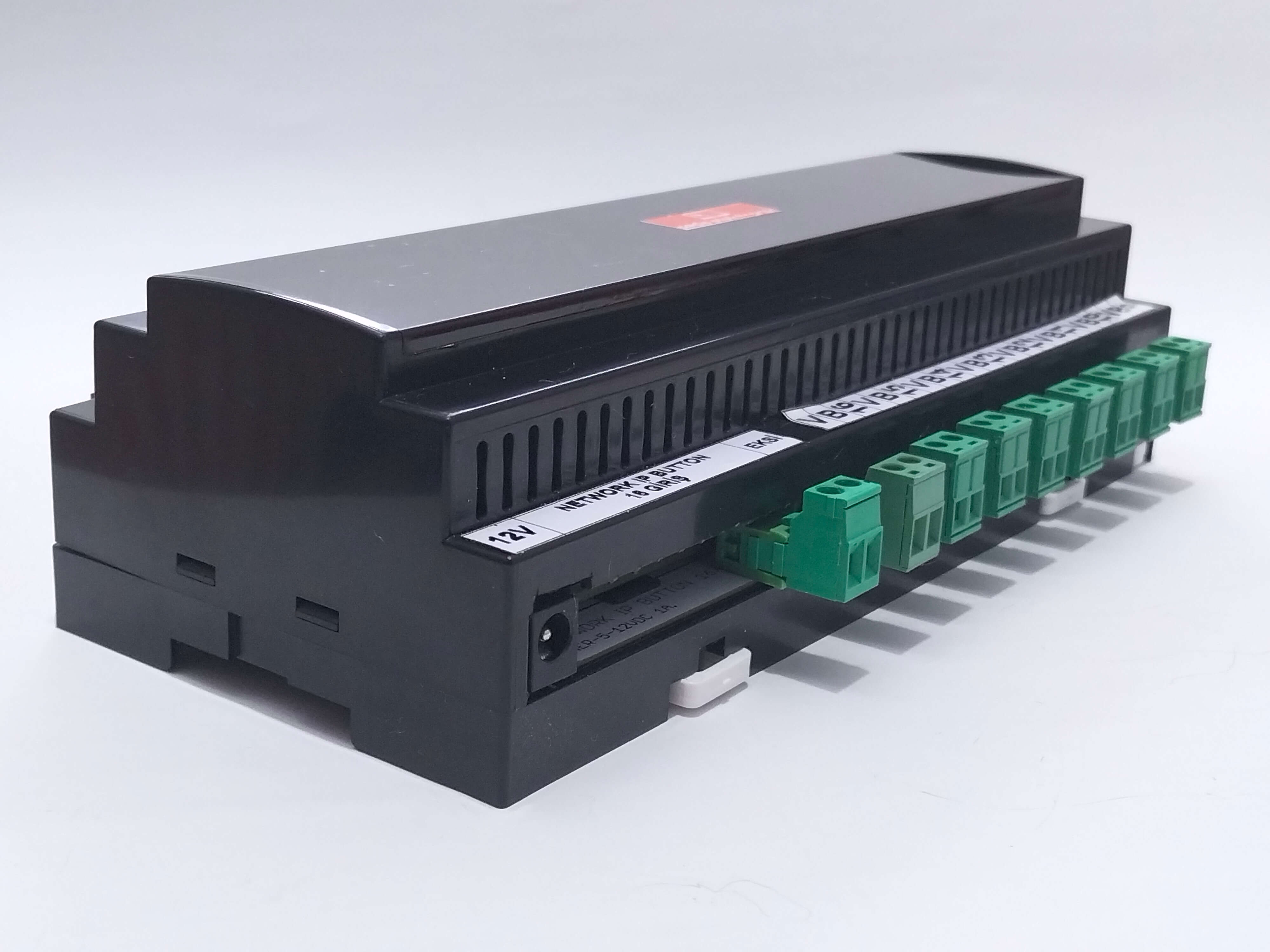 Network IP Button 16 input Modülü - yan görünüm, ethernet ve usb portları görünür